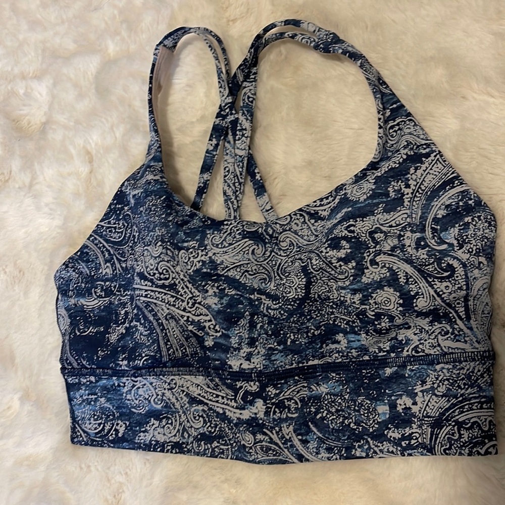 Lulu sports bra size 8